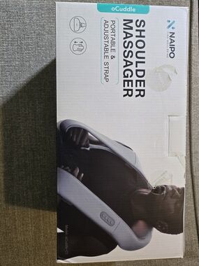 oCuddle White Shoulder Massager with Adjustable Strap